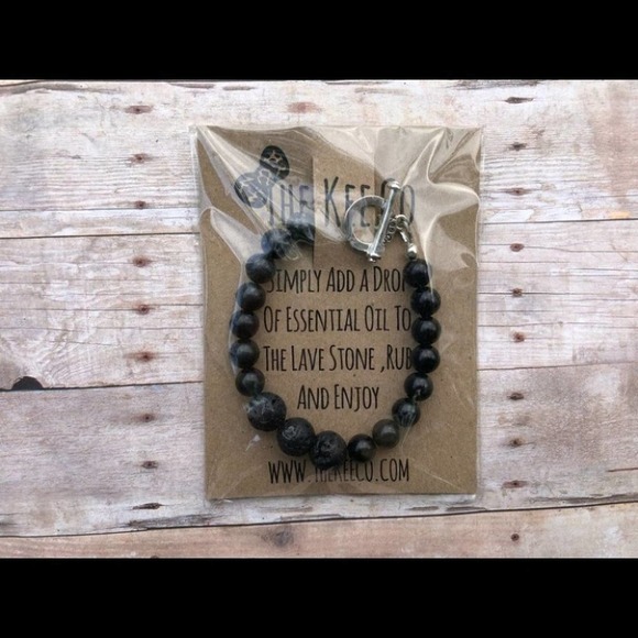 Amazonite the Stone of Intuition Bracelet - Picture 4 of 6